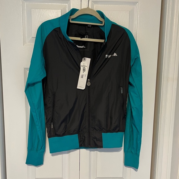 BENCH Bleacher Varsity Women’s Jacket - Picture 2 of 4